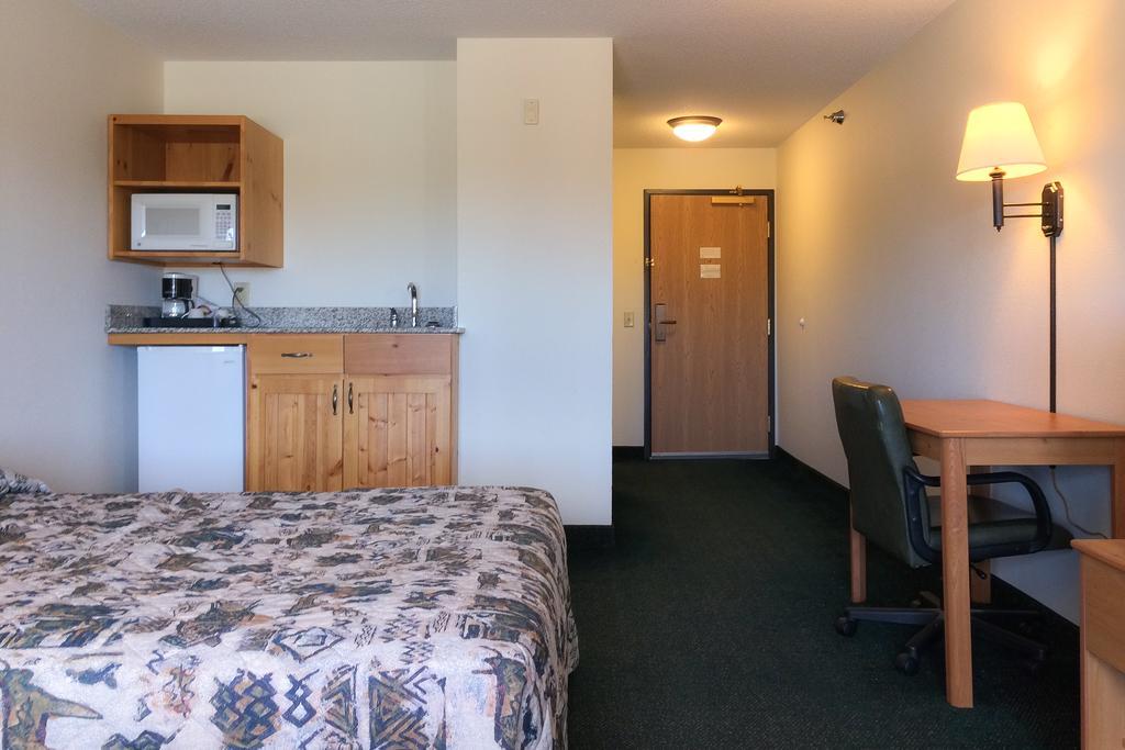 Deer River White Oak Inn And Suites מראה חיצוני תמונה