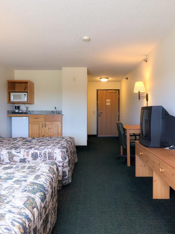 Deer River White Oak Inn And Suites מראה חיצוני תמונה